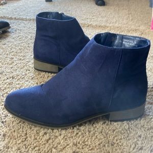 Bamboo brand blue booties